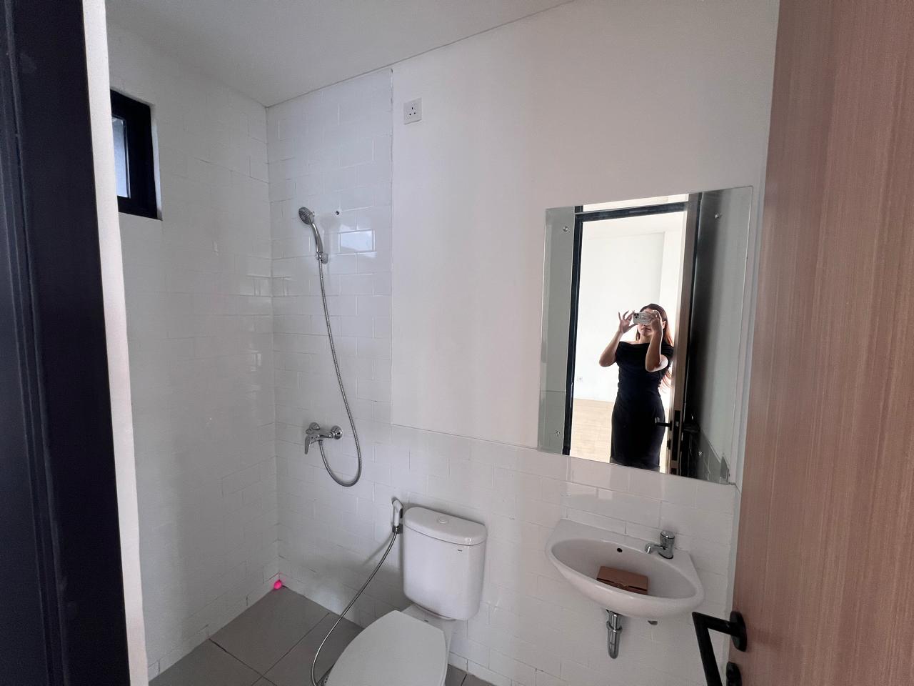 DiSewakan Ruko di Hive Spark North Lippo Cikarang